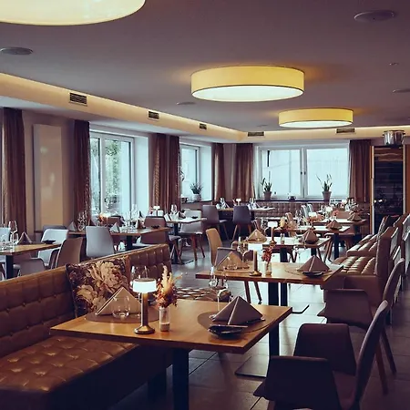 Burg 3* 도나우에싱겐